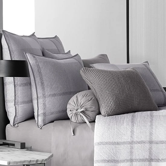 Five Queens Court Langdon 4-piece Comforter Set 4 Five Queens Court Langdon 4-piece Comforter Set - Image 2