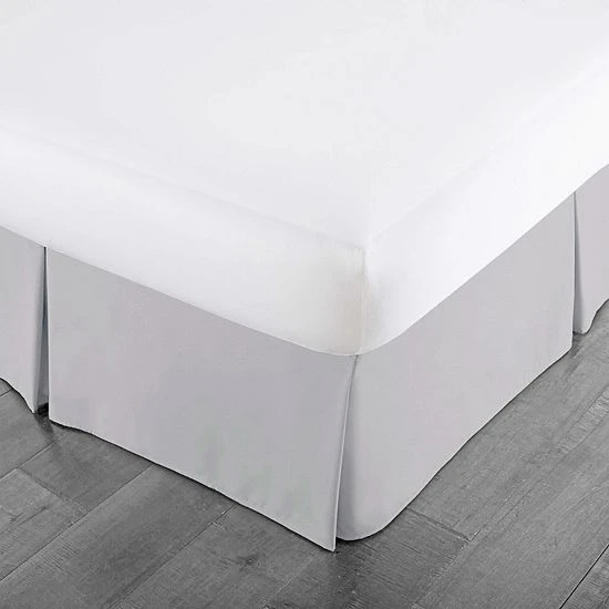 Five Queens Court Langdon 4-piece Comforter Set 5 Five Queens Court Langdon 4-piece Comforter Set - Image 3