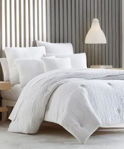 Five Queens Court Sheldon Quilt Set With Shams White -J. Queen New York shop unnamed file 1341