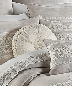 Five Queens Court Maryanne White Tufted Round Decorative Throw Pillow -J. Queen New York shop unnamed file 1432