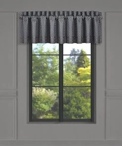Five Queens Court Leah Window Straight Valance