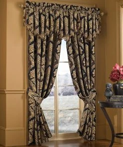 Five Queens Court Reilly Ascot Window Valance
