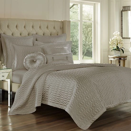Five Queens Court Saranda Quilt Or Sham Natural 4 Five Queens Court Saranda Quilt Or Sham Natural - Image 2