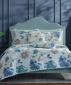 Five Queens Court Michelle Comforter Set With Shams Green