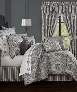 Five Queens Court Silverstone Silver Comforter Set With Shams