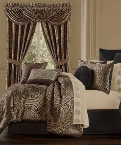 Five Queens Court Jeremy Comforter Set With Shams