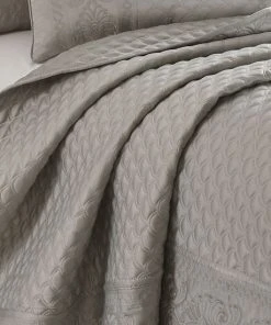 Five Queens Court Lincoln Quilt Set And Shams -J. Queen New York shop unnamed file 302