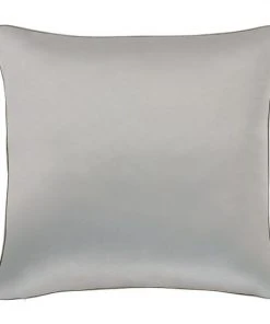 Five Queens Court Lincoln Quilt Set And Shams -J. Queen New York shop unnamed file 306