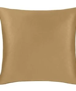 Five Queens Court Lincoln Quilt Set With Shams -J. Queen New York shop unnamed file 313