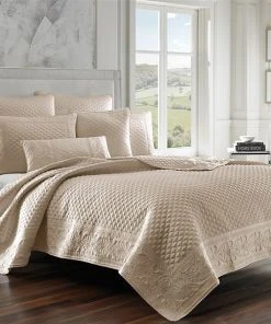 Five Queens Court Zarah Quilt Or Sham Pearl -J. Queen New York shop unnamed file 451