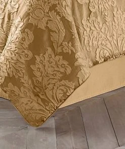 Five Queens Court Colonial Comforter Set -J. Queen New York shop unnamed file 455
