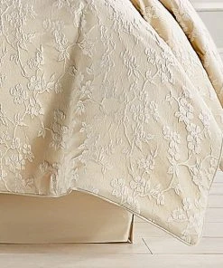 Five Queens Court Baltimore Ivory California Comforter Set -J. Queen New York shop unnamed file 584