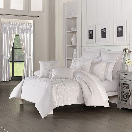 Five Queens Court Cherie Comforter Set 3 Five Queens Court Cherie Comforter Set