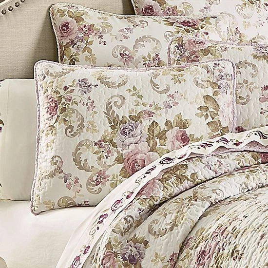 Five Queens Court Chambord Lavender Quilt Set 4 Five Queens Court Chambord Lavender Quilt Set - Image 2