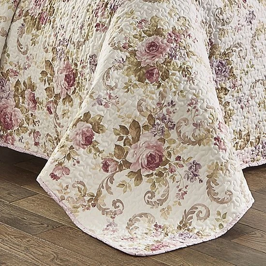 Five Queens Court Chambord Lavender Quilt Set 5 Five Queens Court Chambord Lavender Quilt Set - Image 3
