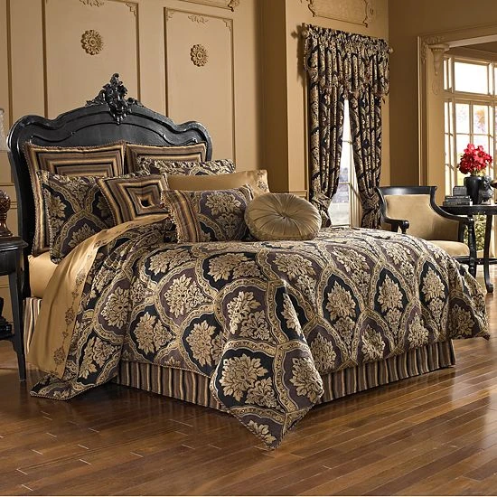 Five Queens Court Reilly 4-piece Comforter Set 3 Five Queens Court Reilly 4-piece Comforter Set
